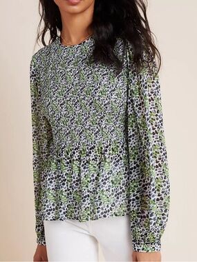 Bl^nk London Cecile Animal Print /Foliage Smocked Long Sleeve Top Size Large